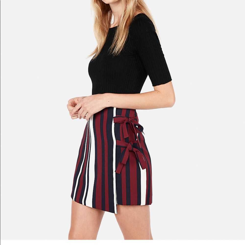 New Express Side Tie Mini Skirt Size 2